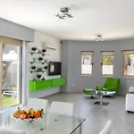 Villa Palm 54 *