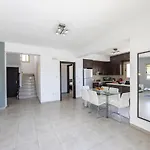 Villa Palm 54 Protaras