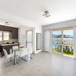 Palm 54 Protaras