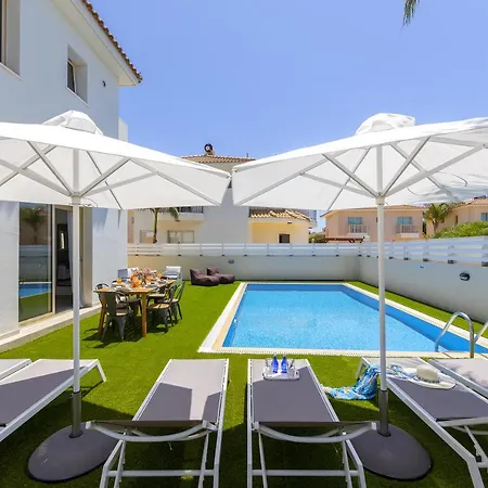 Palm 54 Villa Protaras