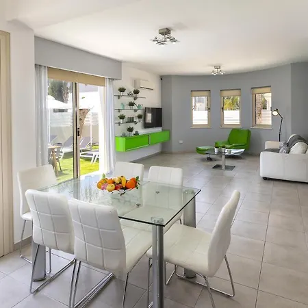 Palm 54 Villa *