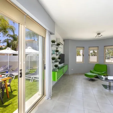 Palm 54 Villa